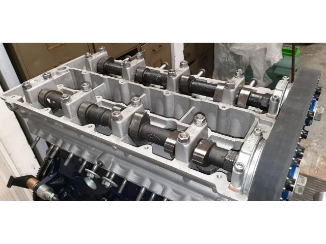 Photo Moteur Ford Cosworth Neuf image 2/3