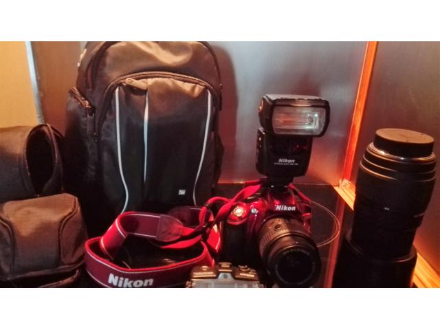 Photo NIKON D3200 cerise (complet) à saisir en urgence !(utilisé 2 fois) image 2/2