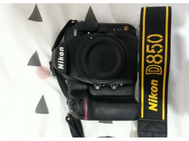 Photo Nikon D850 + Objectifs + Accessoires image 2/4