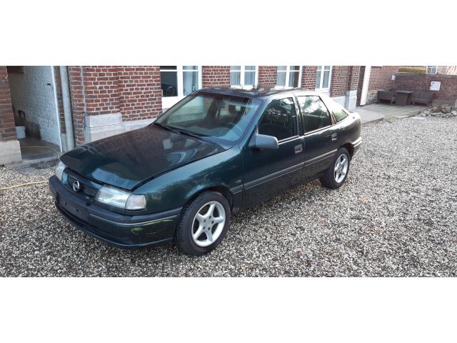 Photo OPEL VECTRA V6 ESS 170 CH01/1994 image 2/3