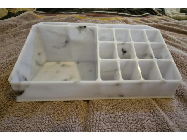 Photo Organisateur pour maquillage image 2/2