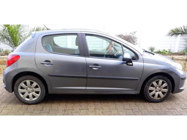 Photo Peugeot 207 1.4l HDI 70 image 2/4