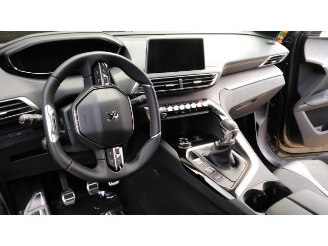 Photo PEUGEOT 3008 GT LINE GRIS PLATINIUM TOIT OUVRANT image 2/6