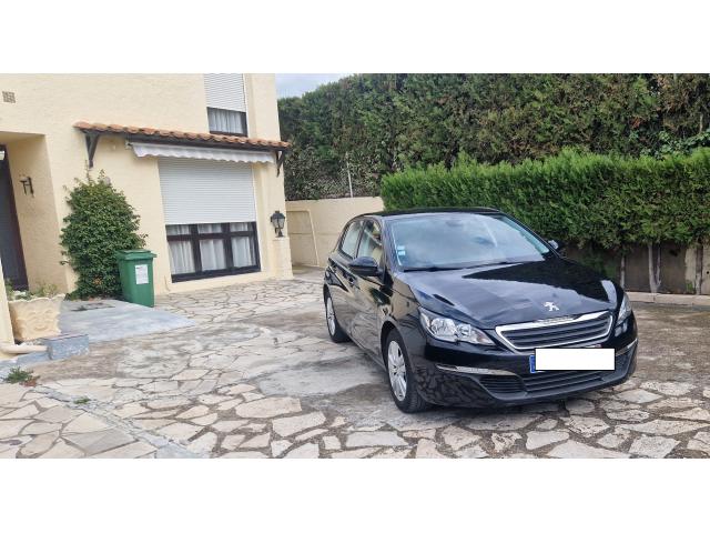 Photo Peugeot 308 1.6 THP 125 ch BVM6 Active * (7 CV), Berline, Essence, Mars/2015, 12600 Km , 5, 8000 €.  image 2/4