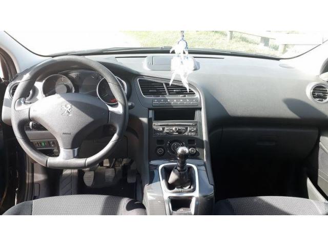 Photo Peugeot 5008 1.6 HDI 115 FAP ALLURE 7PL image 2/5