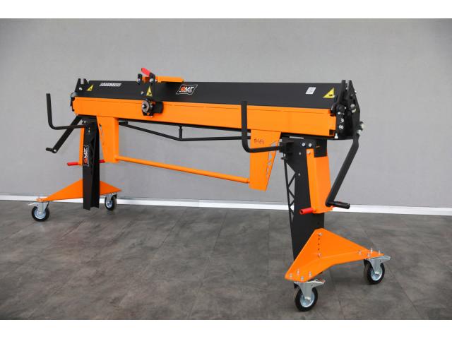 Photo Plieuse de tôle OLMET M20X2200 avec cisaille rotative+stylet image 2/6