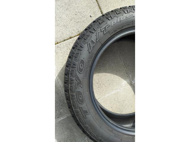 Photo Pneus d'été 215 / 60R17 96V à vendre image 2/5