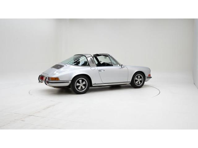 Photo Porsche 911 2.4 T/E Targa '71 CH10371 image 2/6