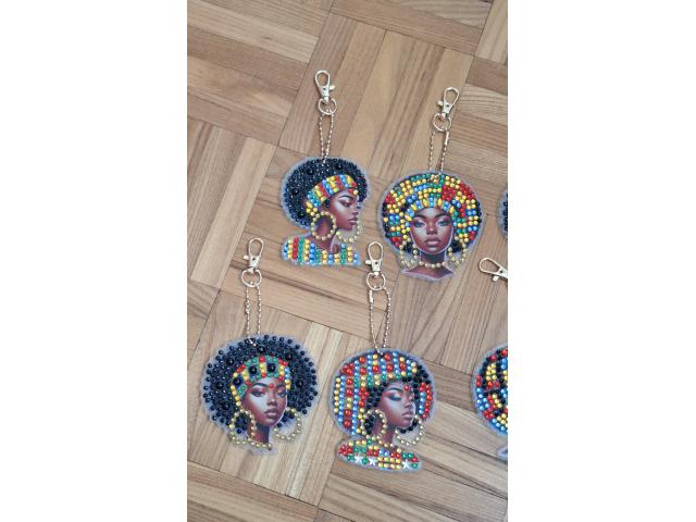 Photo Porte-clés "Femme africaine" en diamond painting/Schlüsselanhänger image 2/3