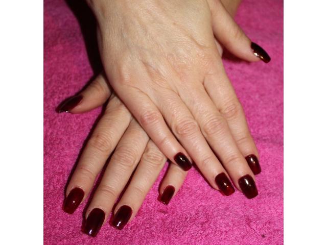 Photo Pose de capsules gel X image 2/5