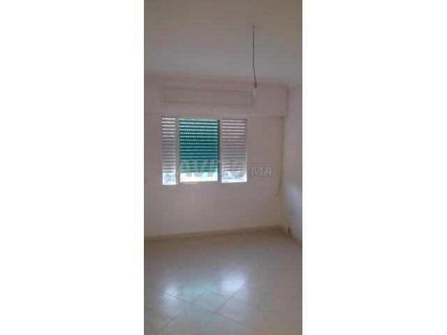 Photo prés porte sud casanershore apprt vide image 2/4