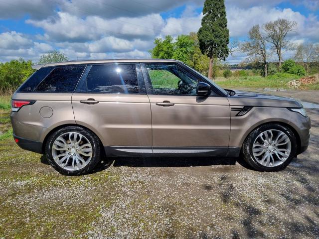 Photo Range Rover Sport 75000km Nv Moteur 0KM 3.0D 211cv 155kw GPS image 2/6