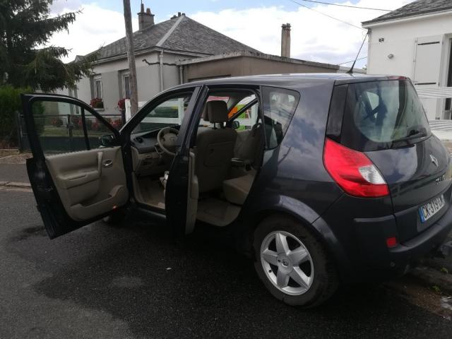 Photo Renault Scénic phase2 image 2/3