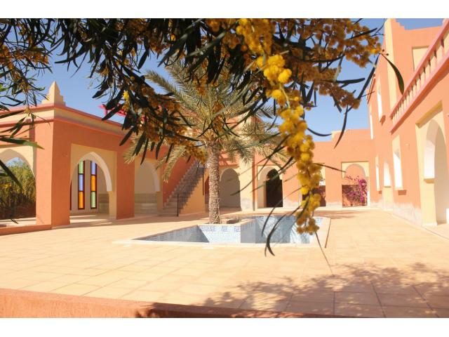 Photo Riad avec piscine haut standing image 2/6