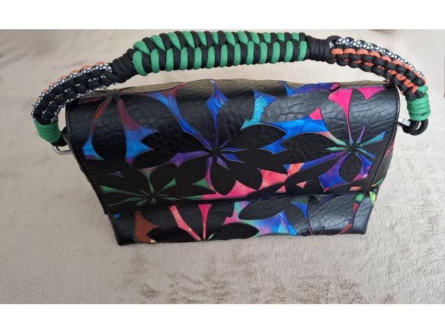 Photo Sac à mains/bandoulière Desigual  Comme neuf image 2/6