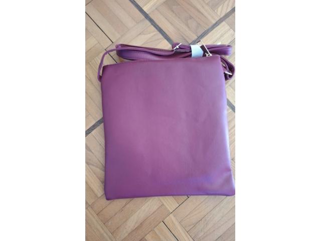 Photo Sac bandoulière violet neuf image 2/2