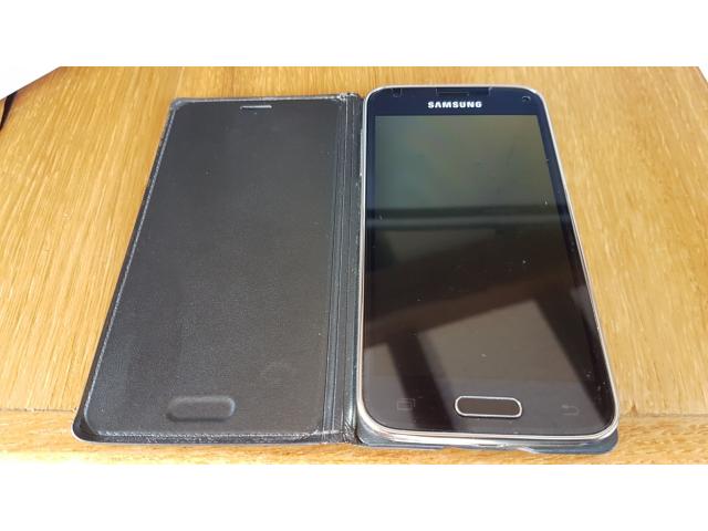 Photo Samsung Galaxy S5 mini avec cover image 2/4