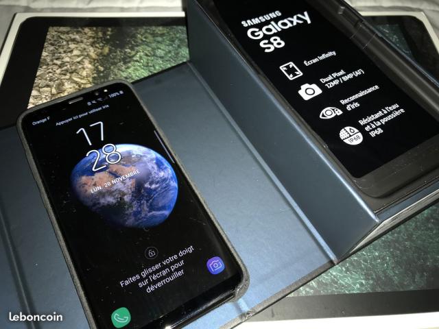 Photo Samsung Galaxy s8 64 Go noir en parfait état image 2/3