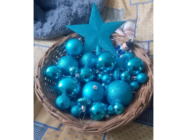 Photo sapin de noël sans pied 1m50 + déco image 2/3