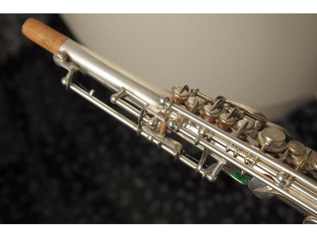Photo Saxophone Soprano HENRI SELMER PARIS modèle 26 image 2/3