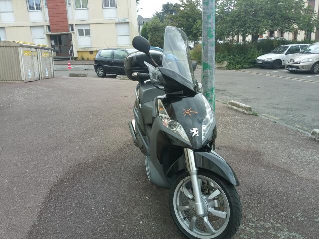 Photo Scooter peugeot image 2/3