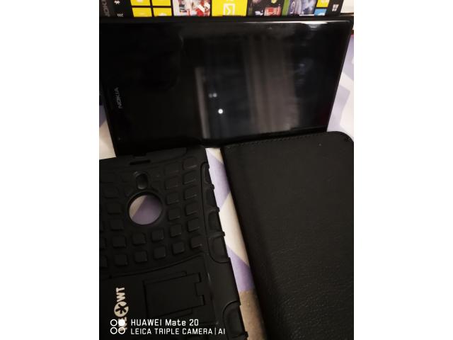 Photo Smartphone phablette Nokia Lumia 1520 image 2/2