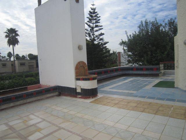 Photo Spacieuse villa en vente à Rabat Olm image 2/6