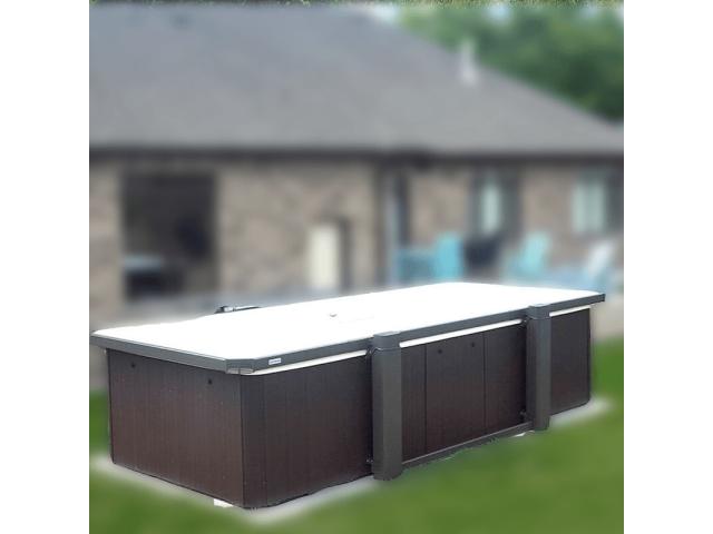 Photo Spas 2 swim de nage 5m66 x2.26 x 1.30 + couverture covana auto faire prix image 2/6
