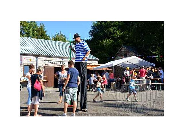 Photo Spectacle de clown, artiste de rue, mime, faux serveur, échassier, statue vivante, automate,... image 2/6