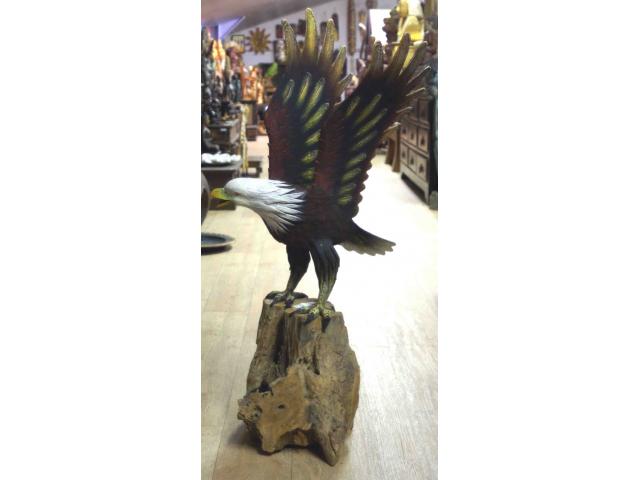 Photo Statue d'aigle en bois - H: 100 cm image 2/4