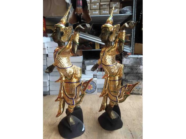 Photo Statue de danseuses Thaïlandaise en bois doré - H: 90 cm image 2/4