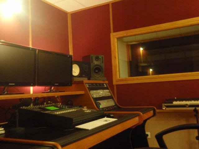 Photo Studio d' enregistrement et de production musicale image 2/6