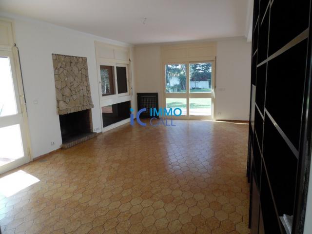 Photo Sublime villa de 2120 m² à vendre située à Souissi image 2/6