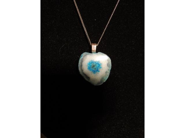 Photo superbe collier, quartz bleu de toute beauté image 2/2