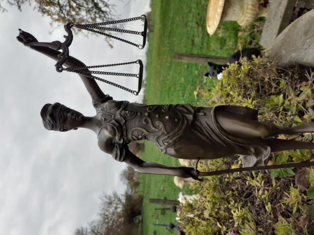 Photo Superbe lady justice (statue en bronze sur socle marbre) image 2/6