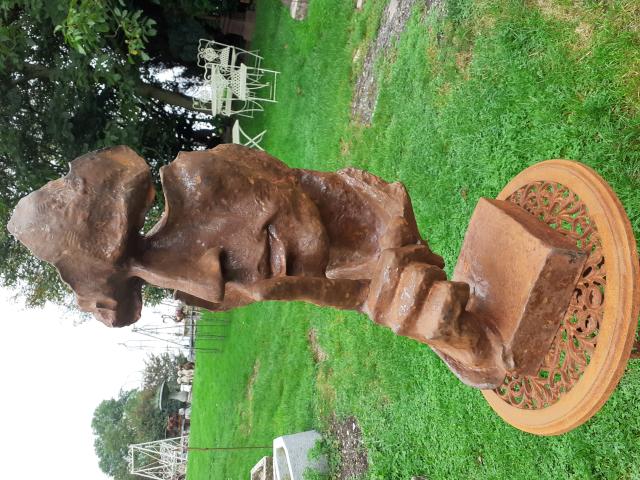 Photo SUPERBE STATUE EN FONTE (LE CHUT ,hauteur 60 cm) image 2/6