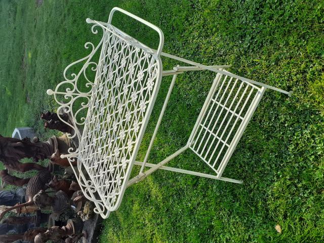 Photo SUPERBE TABLE DE JARDIN PLIABLE EN FER FORGE PATINE image 2/6