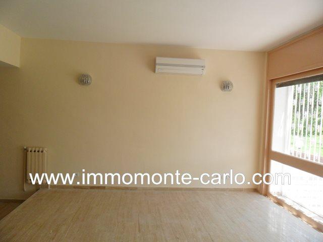 Photo Superbe villa à louer à  Souissi Rabat image 2/6