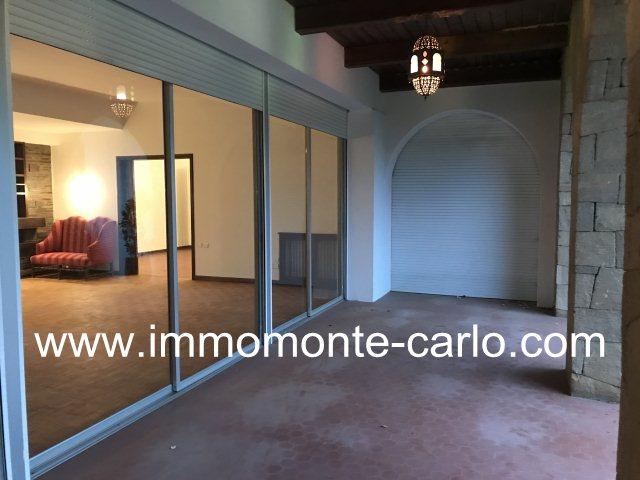Photo Superbe villa avec piscine à louer au quartier  Souissi Rabat image 2/3