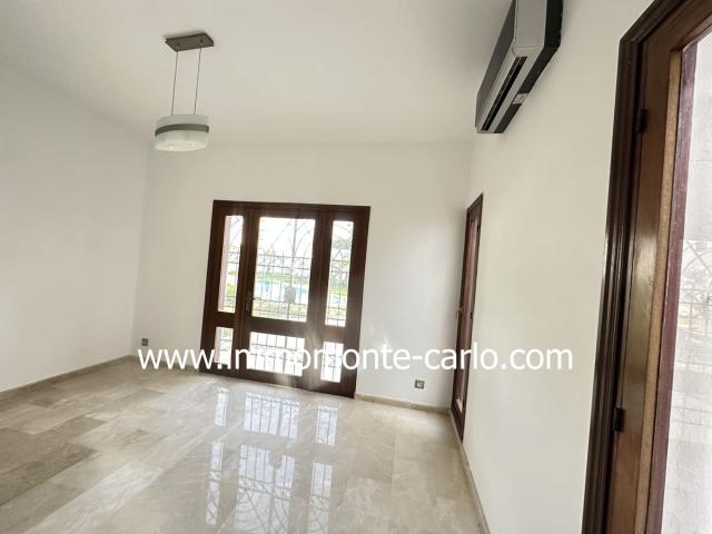 Photo Superbe Villa de Luxe à Louer – Rabat Souissi image 2/6