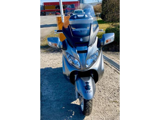 Photo Suzuki AN650A Exécutive image 2/5