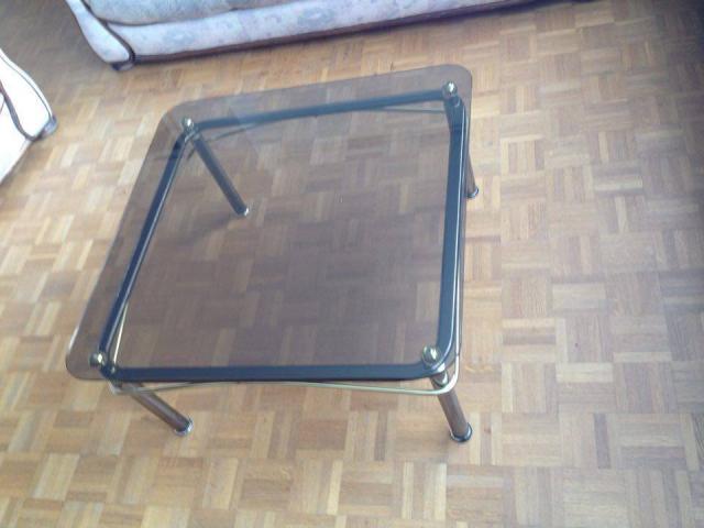 Photo Table de salon carrée (verre fumé) image 2/2