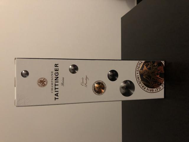 Photo Taittinger Cuvee Prestige par caisse image 2/2