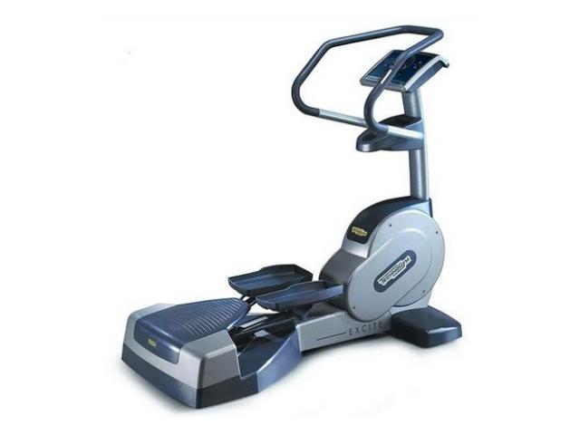 Photo TECHNOGYM EXCITE WAVE ELLIPTIQUE à partir de 899€ HT image 2/5