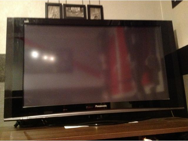 Photo Televiseur Panasonic Plasma TH-42PZ70EA en panne image 2/2