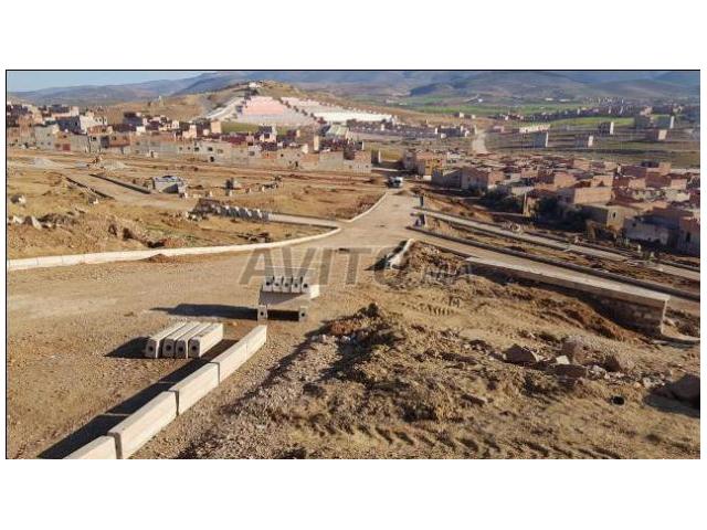 Photo Terrain 100 m2 a berkane avec bon position image 2/6