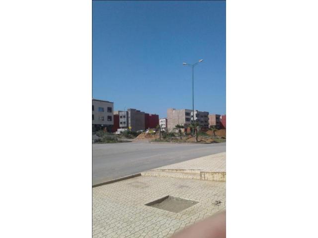 Photo terrain 90 m2 avec bon prix a kenitra image 2/2