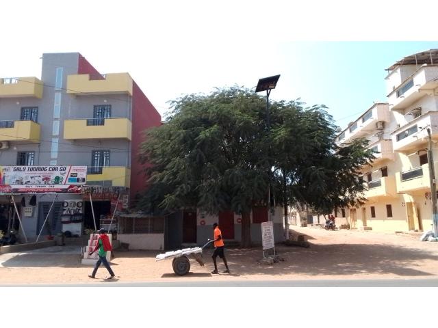 Photo Terrain avec bâtiment à vendre à Mbour Sénégal image 2/4