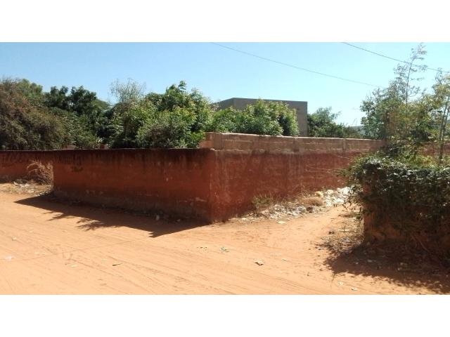Photo Terrain de 1124 mètres carrés à vendre à Ngaparou Sénégal image 2/5