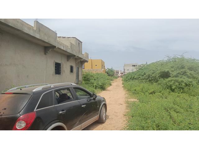 Photo Terrain de 200 mètres carrés à vendre à toubab dialaw Sénégal image 2/4